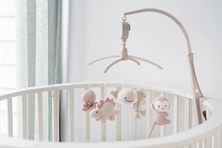 Produktbild Baby's only Musik Mobile, Tiere - Rosa/ Warm Linen