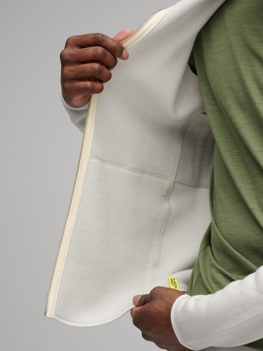 Actual product image Mover Plastic Free Sportswear Merino TechFleece with Zip (M)