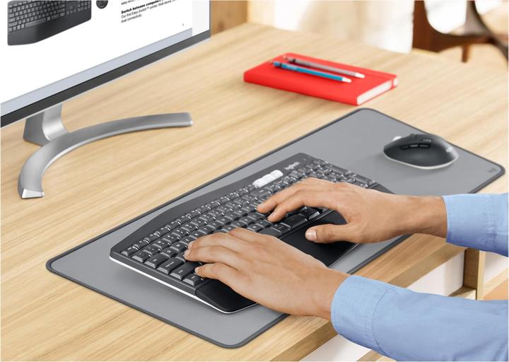 Image du produit Logitech Desk Mat Studio (Large)
