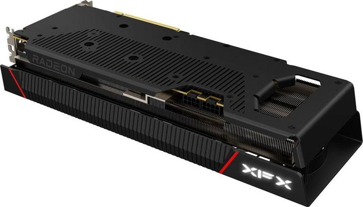 Actual product image XFX Qicksilver Radeon RX 7800 XT Magnetic Air Gaming (16 GB)