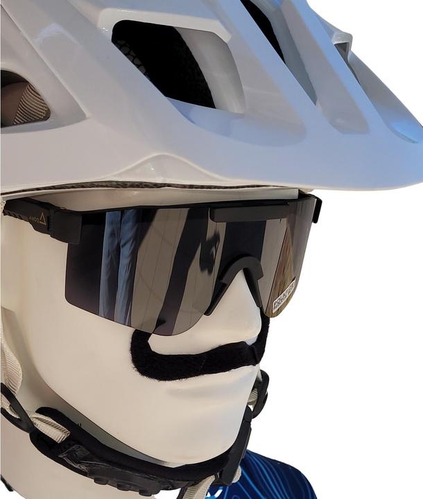 Actual product image Amoq Comet
