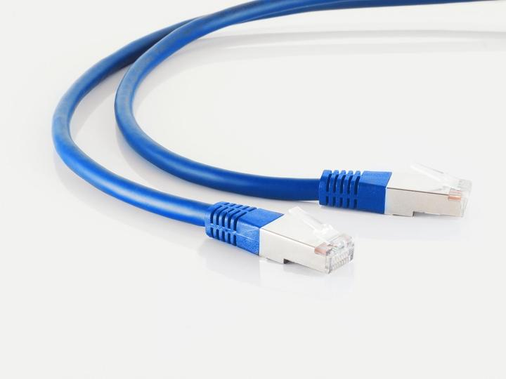 Actual product image Shiverpeaks S/CONN maximum connectivity network cable patch cable, cat. 5e, SF/UTP, blue, 50.0m (SF/UTP, CAT5e, 50 m)