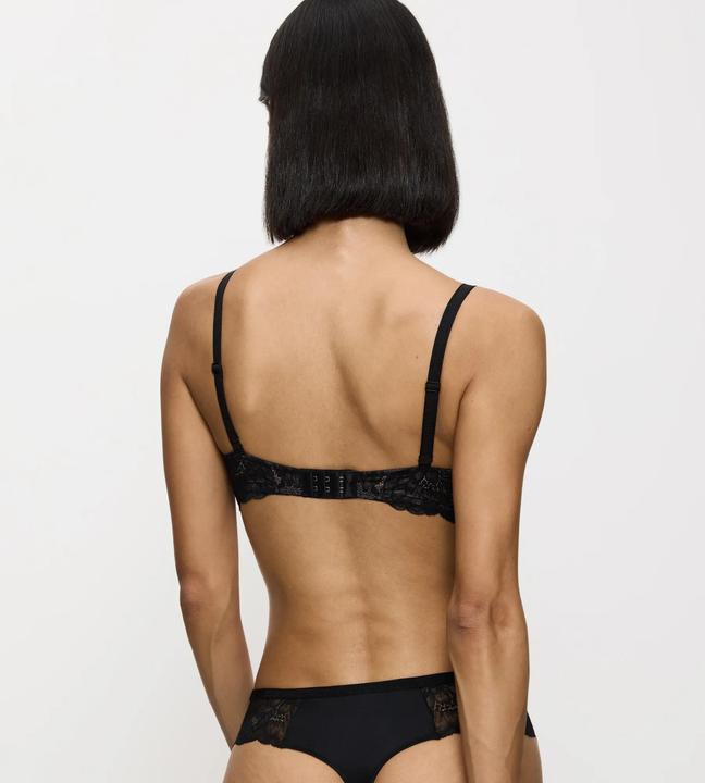 Actual product image Triumph Amourette Charm P (Single pack, 80 A)