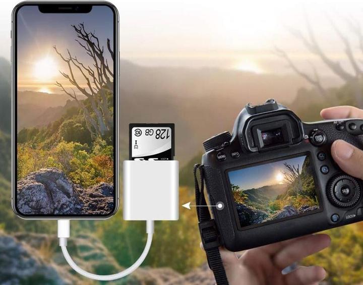 Produktbild Deltalabs Lightning Kartenlesegerät Card Reader für SD und Micro SD Speicherkarten