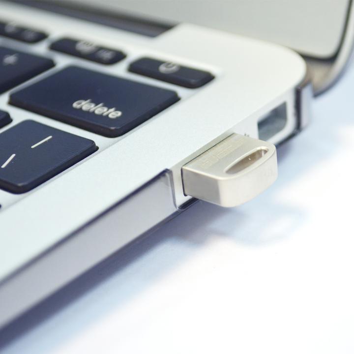 Produktbild Patriot Tab (16 GB)