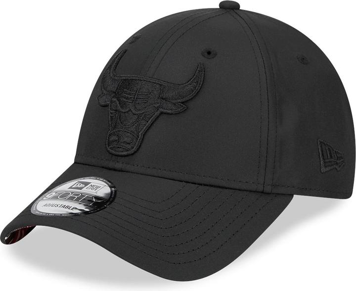 New Era 9Forty Clip-Back Cap - Game Play Chicago Bulls (One Size)