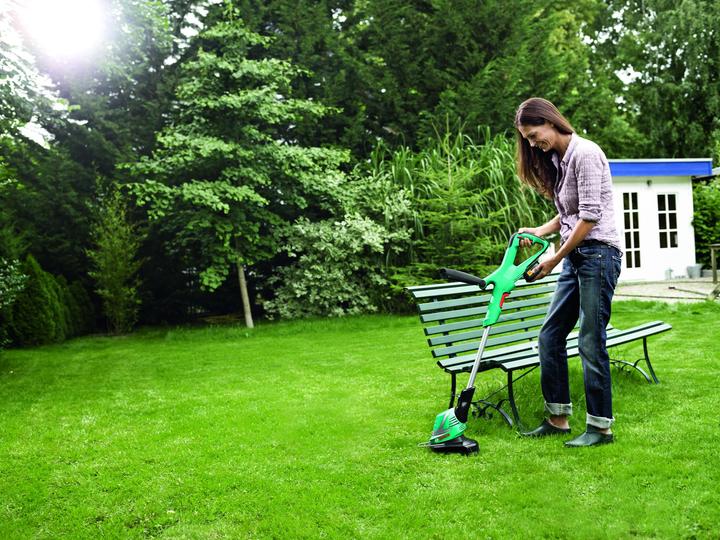 Image du produit Bosch Home & Garden Art 26-18 Li (Couteaux en plastique)