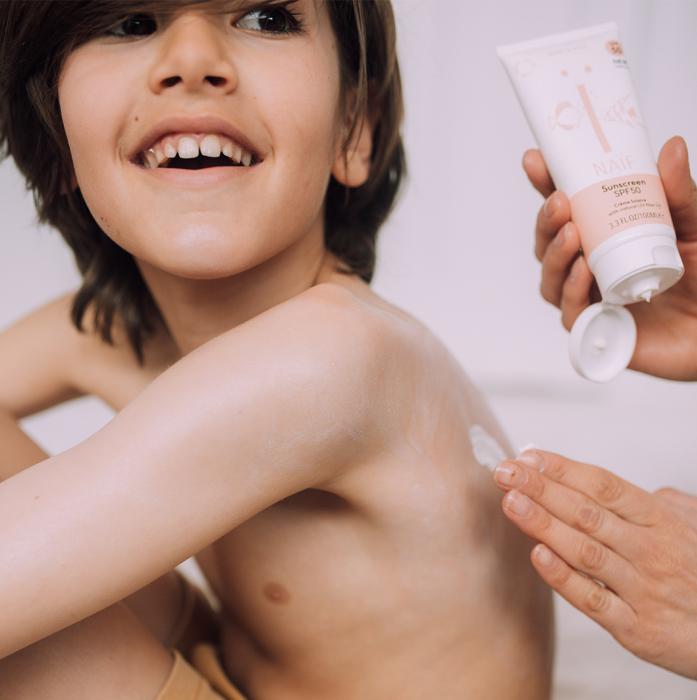 Image du produit Naïf Crèmes solaires (Crème solaire, SPF 50, 100 ml, 133 g)