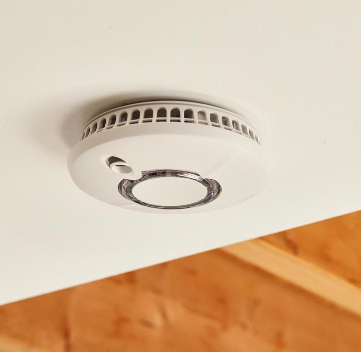 Immagine prodotto Yale YA-AL-SS-1A-W - Sensore di fumo con allarme intelligente