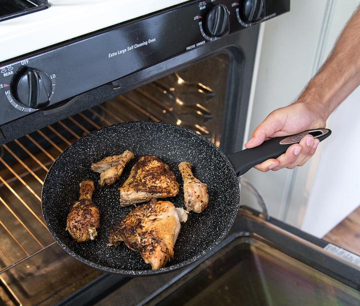 Actual product image Zyliss Ultimate (28 cm, Frying pan, Aluminium)