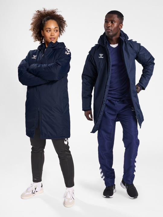 Actual product image hummel Core Xk Bench Jacket (S)