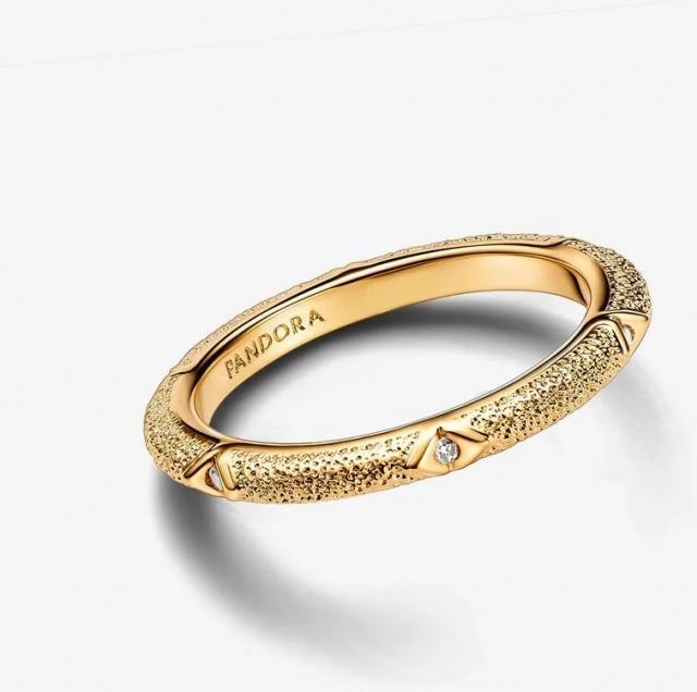 Produktbild Pandora ME Struktur & Steine Ring (58)