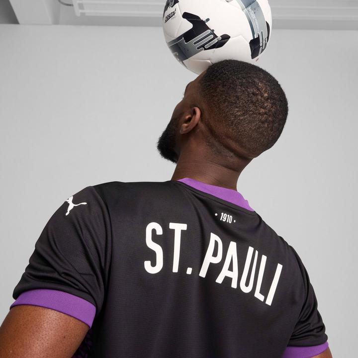 Actual product image Puma Sweatshirt third FC St. Pauli 2024/25 (XS)