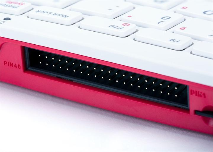 Actual product image Raspberry Pi 400 DE