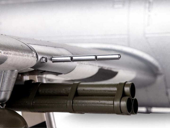 Actual product image E-Flite FLIEGER P-47 RAZORBA. 1200mm EP BNP BNF BASIC (Warbird)