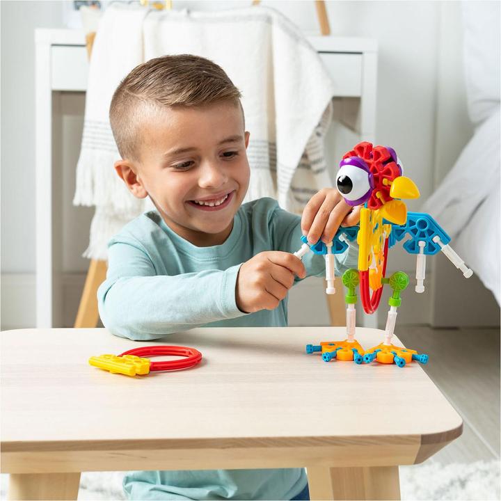 Actual product image K'Nex Kid Knex Farmin Friends building set, 65 parts.