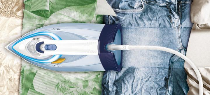 Actual product image Philips GC 4910/11 PerfectCare AZUR (2400 W, 180 g/min)