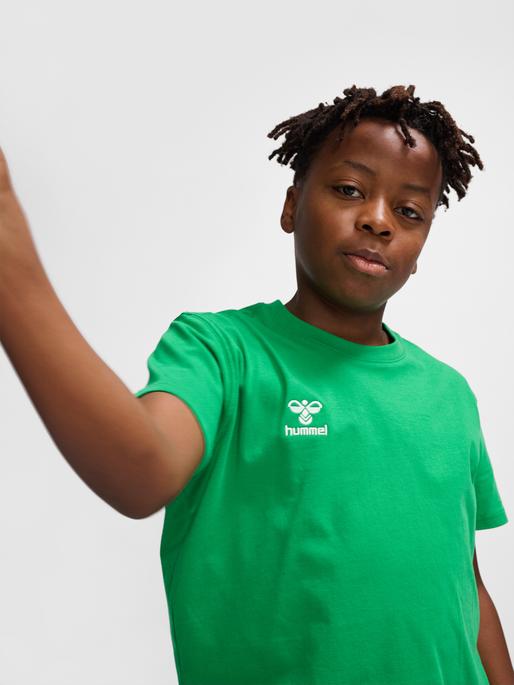 Actual product image hummel HMLGO 2.0 T-SHIRT S/S KIDS (116)