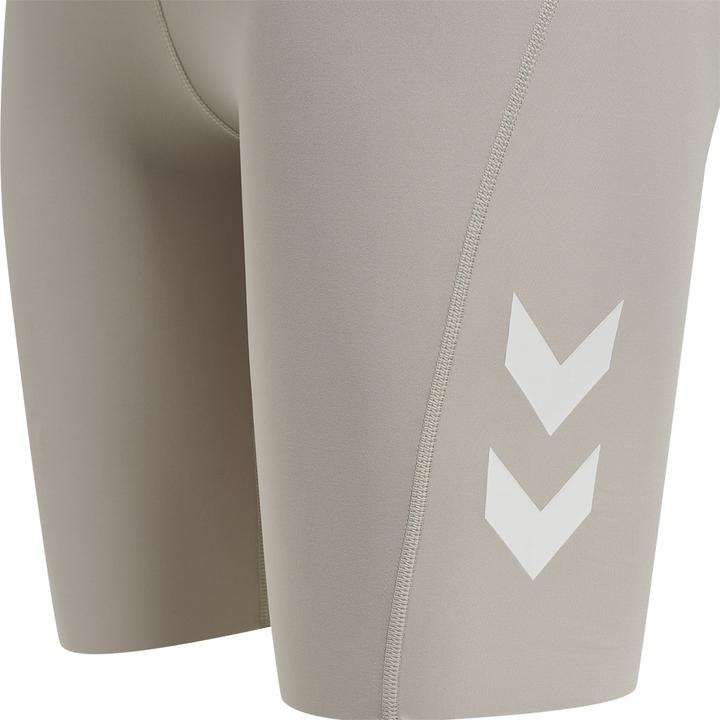 Actual product image hummel Mt Grace Hw Tight Shorts (M)