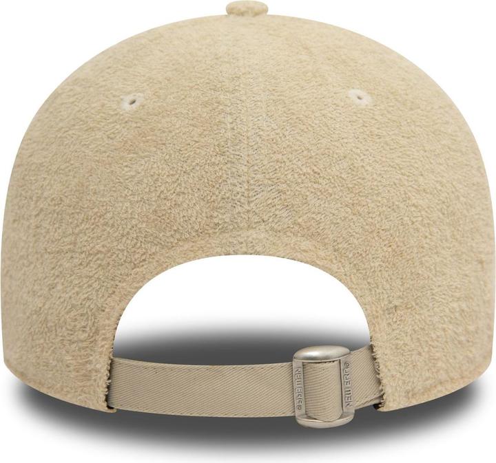 Actual product image New Era 9Forty Strapback Sherpa Cap - BORG Manchester United