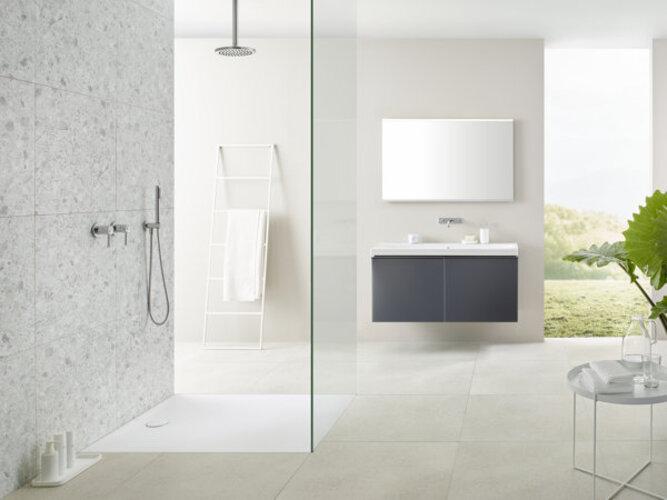 Actual product image Geberit rectangular shower tray Olona 80x140 cm, height 4 cm, drain center back, white/ matt