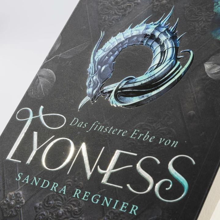 Produktbild Das finstere Erbe von Lyoness (Lyoness 2) (Sandra Regnier, Deutsch)