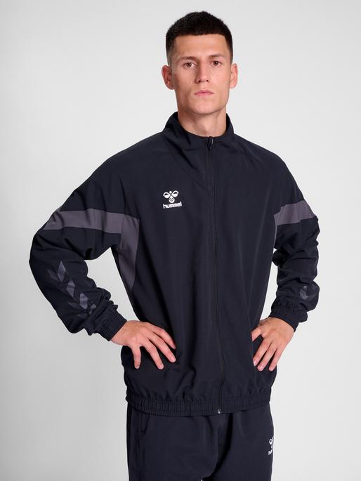 Image du produit hummel Hmltravel Woven Jacket (M)