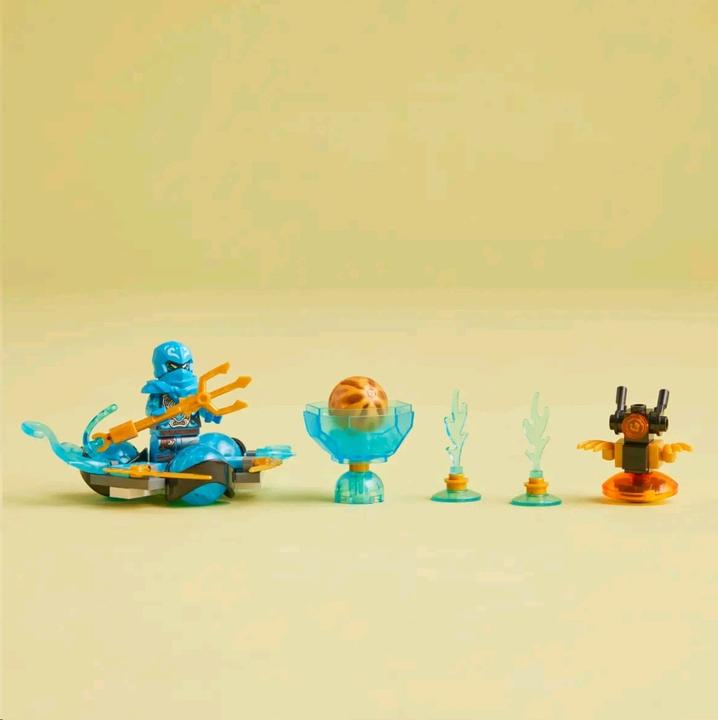 Produktbild LEGO Nyas Drachenpower-Spinjitzu-Drift (71778, LEGO Ninjago)