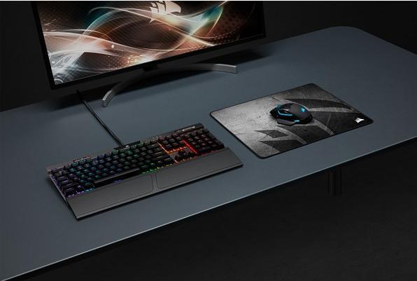 Actual product image Corsair MM300 PRO Premium leak-proof fabric gaming mouse pad - medium size (M)