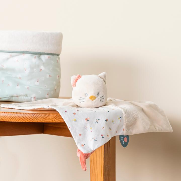 Actual product image Nattou Mila, Lana and Zoë Lana the cat