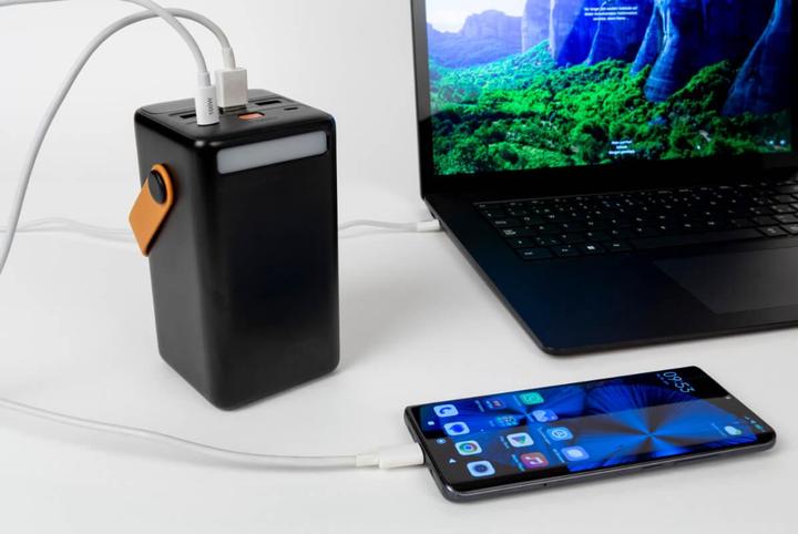 Immagine prodotto Wellcraft Powerbank con luce 50.000 mAh (50000 mAh, 185 Wh)