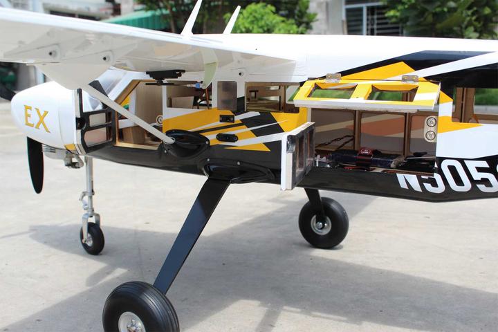 Actual product image Seagull Models cessna 208 grand caravan ex 85" 45cc black/yellow