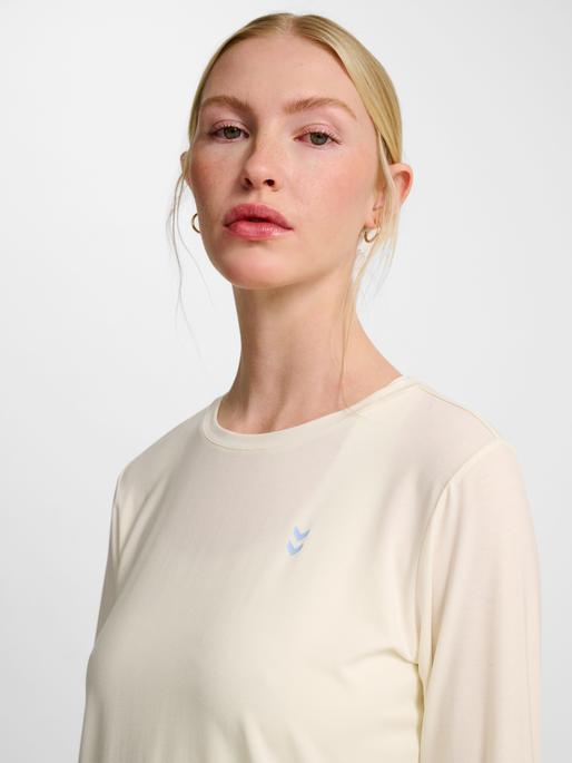 Actual product image hummel hmlYOGA SOFT LOOSE W T-SHIRT LS (XS)