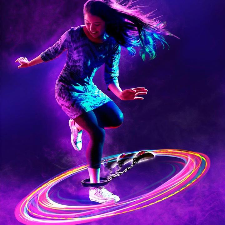 Produktbild Hasbro Twister Rave Skip-It (Deutsch)