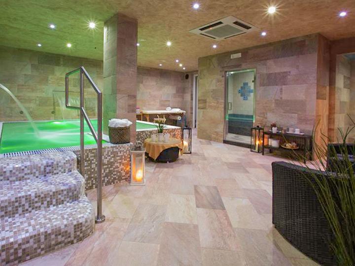 Produktbild Smartbox Romantische Nacht mit Luxus und Wellness im schönen Sizilien (2 Pers.)