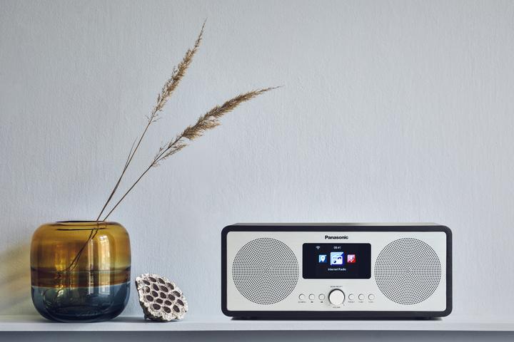 Produktbild Panasonic RF-D40EG-K (UKW, FM, DAB+, Internetradio, WLAN, Bluetooth)
