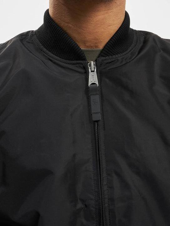 Produktbild Alpha Industries MA-1 TT (XL)
