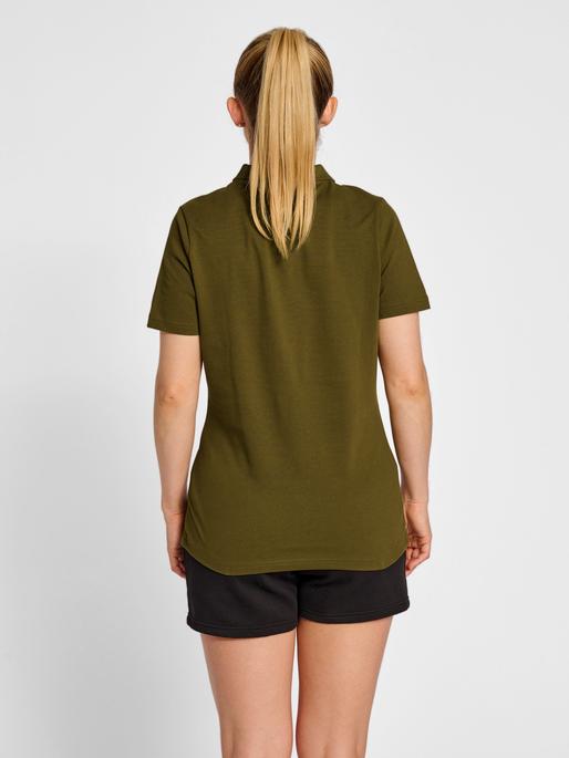 Actual product image hummel Red Classic Polo Woman (S)