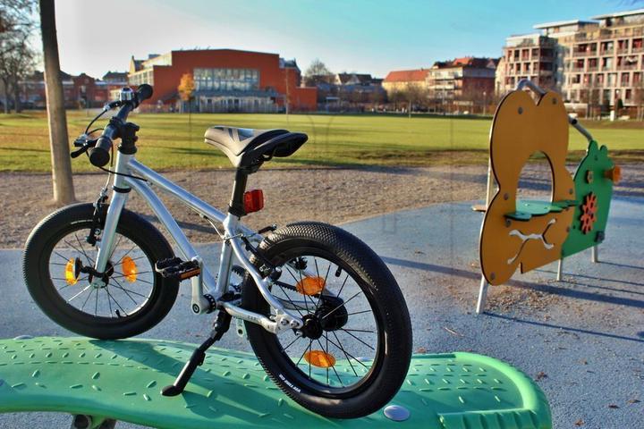 Produktbild NG Sports Fahrradständer, Early Rider Mittelständer, ab MY 2020, 16", black/black, OE Verpackung SAL