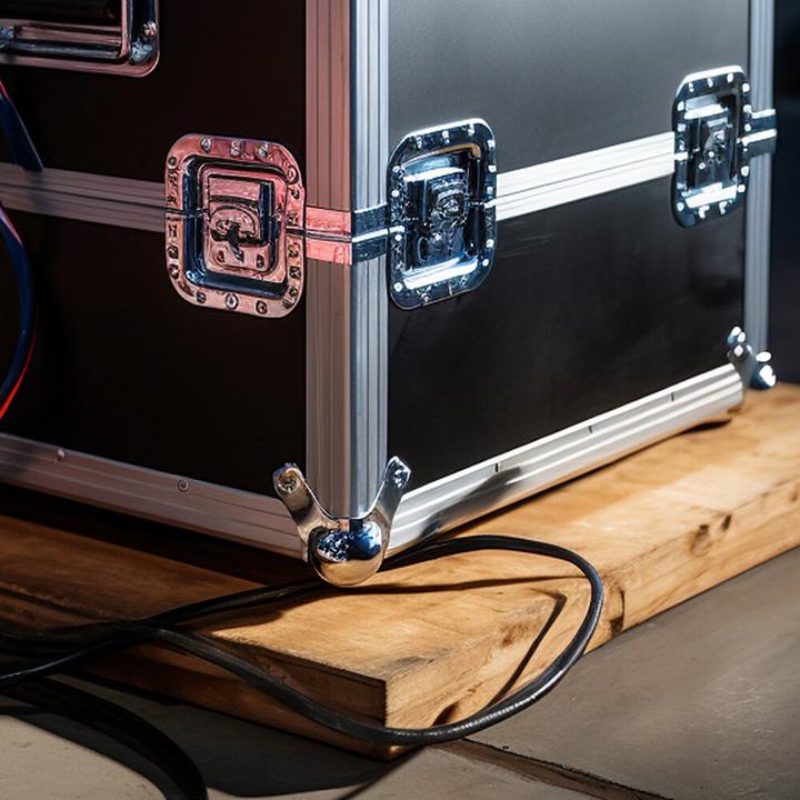 Produktbild Lindy 100m Armored Fibre Optic (100 m, HDMI)