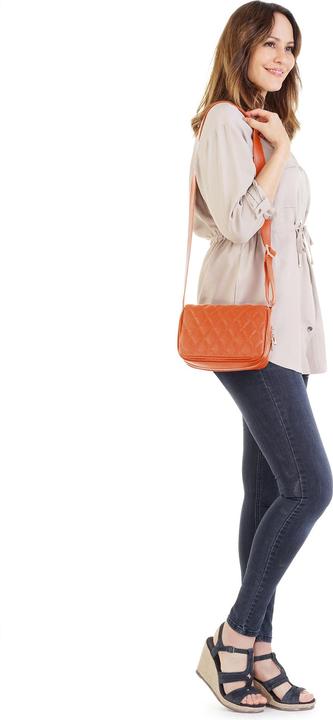 Actual product image Cluty Umhängetasche