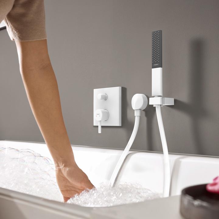 Produktbild hansgrohe Finoris Einhebel-Wannenmischer Unterputz (mattweiss)
