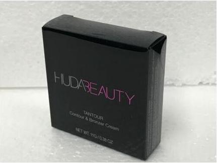 Image du produit Huda Beauty Tantour Contour & Bronzer Cream Light Brown 0.38 Oz (Marron clair, Highlighter, 10.77 g)