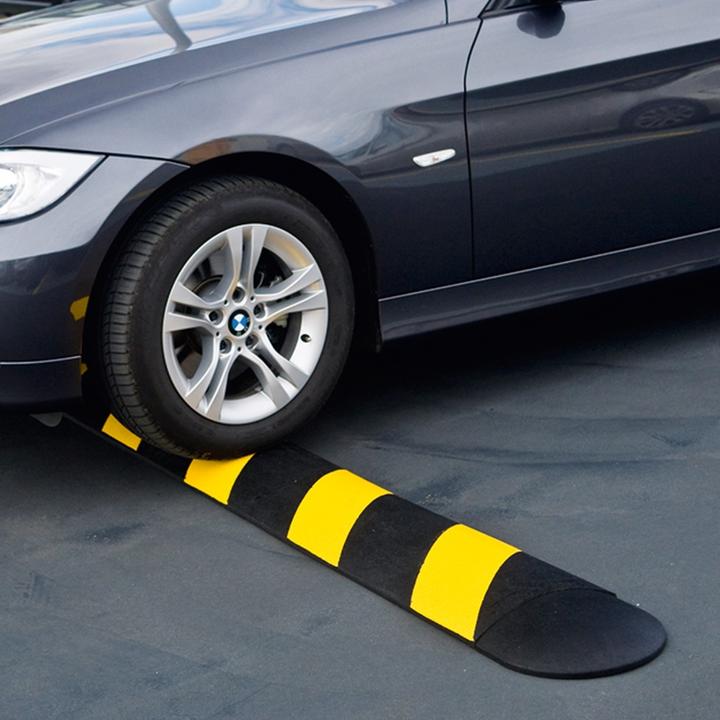Actual product image Moravia Easy-Rider speed bump 75 mm standard element black