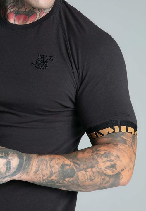 Image du produit Siksilk T-Shirt Tech T-Shirt (XL)