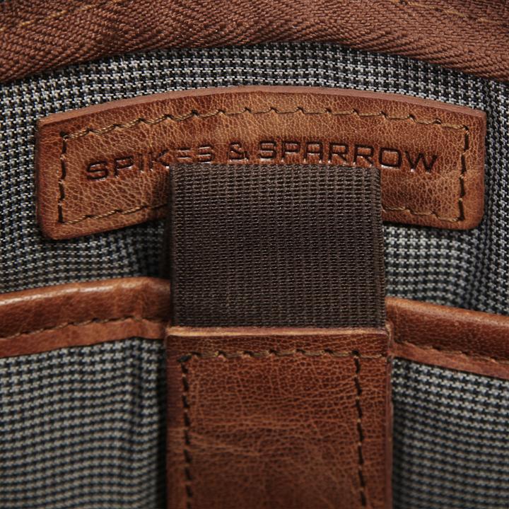 Actual product image Spikes & Sparrow Umhängetasche