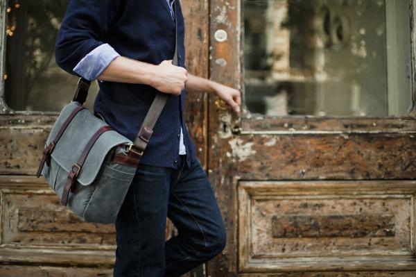Produktbild ONA Brixton Smoke (Kamera Schultertasche)