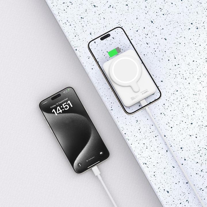 Actual product image Tech „Powerbank Tech-Protect“ PB10 LifeMag 5000 mAh Baltasis (5000 mAh, 15 W, 19.25 Wh)