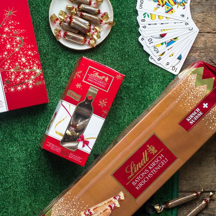 Produktbild Lindt Kirschstengeli Geschenk Edition Weihnachten (235 g)