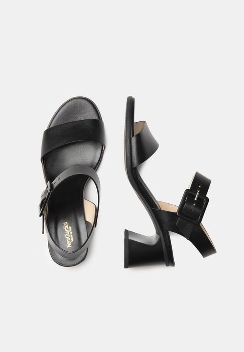 Actual product image Nero Giardini Sandalen (37)